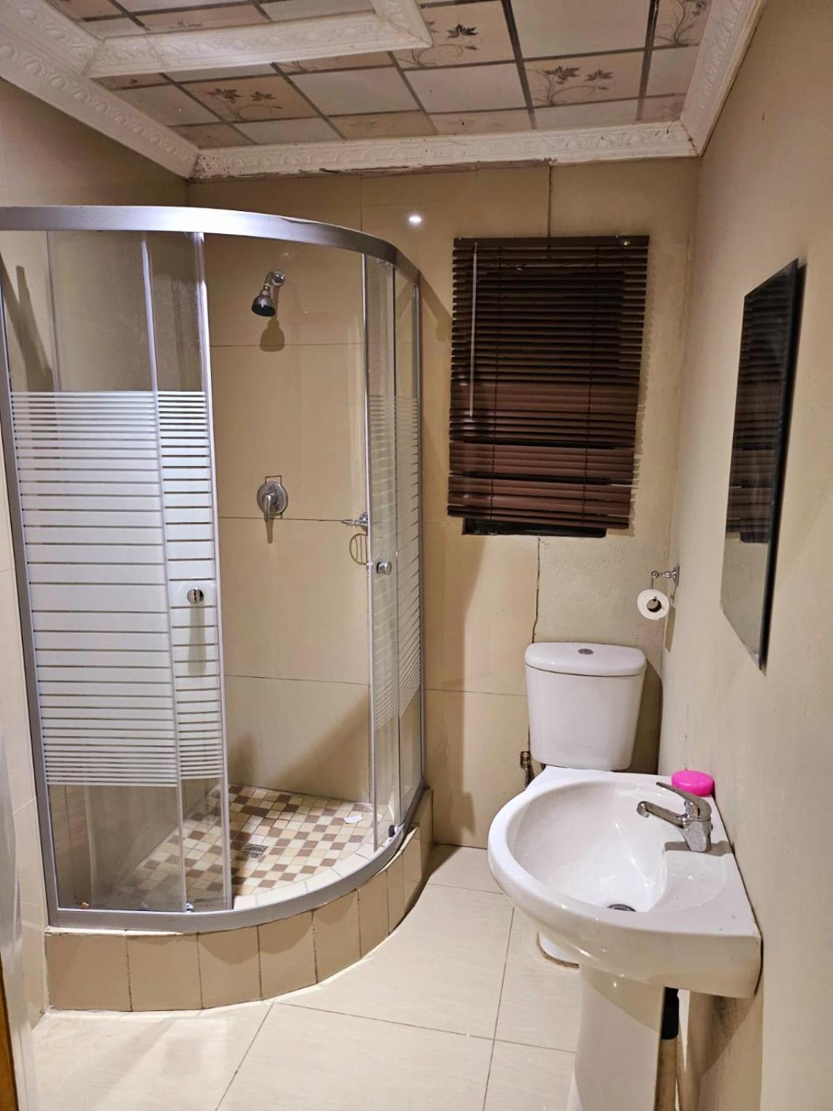 Softlife Guest House Ulundi Exterior foto